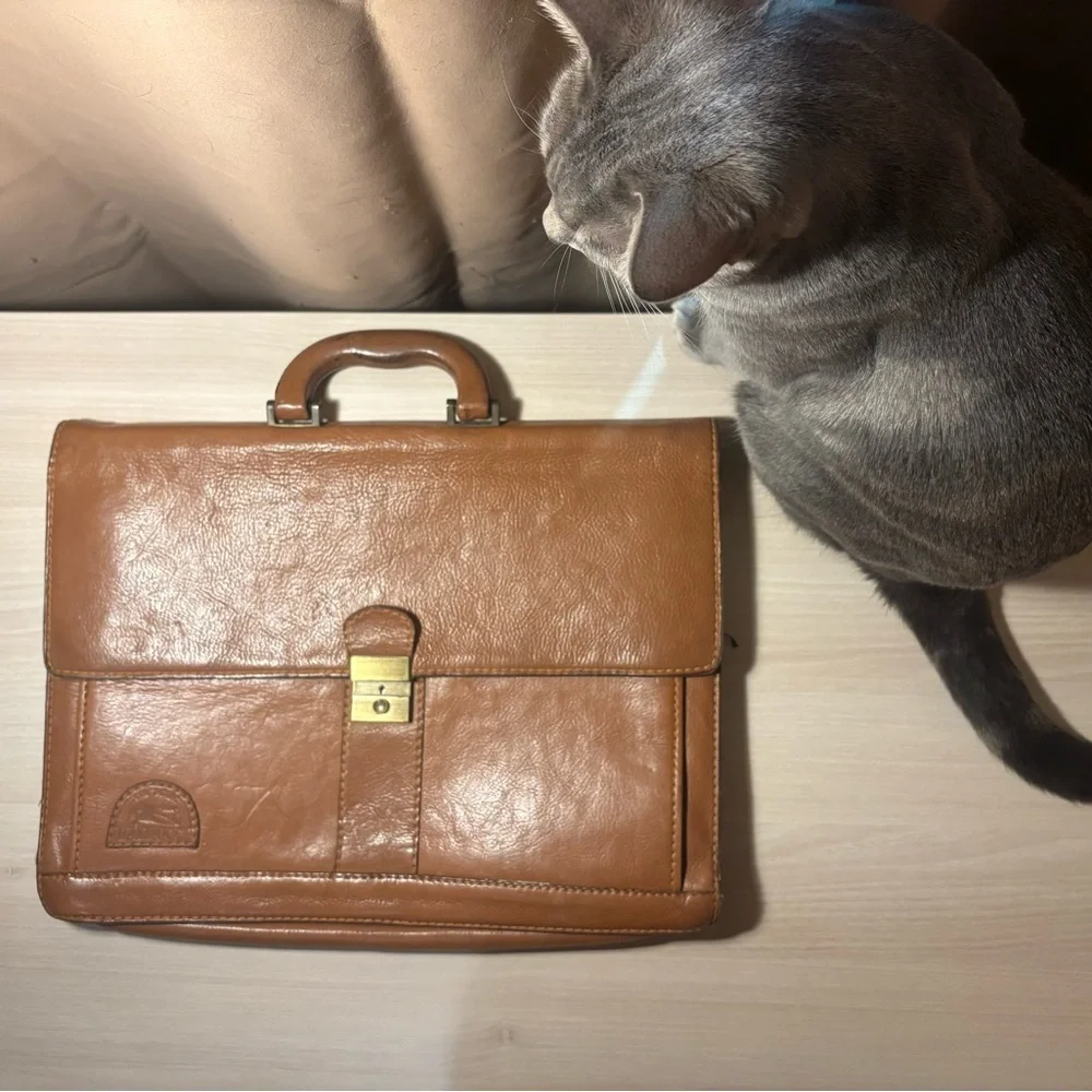 Elegant Tan Leather Briefcase